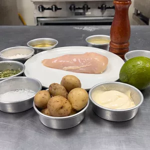 Imagen de portada para Curso online Master Chef en Casa: Recetas Gourmet de Pollo con Guarniciones 