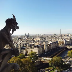 Imagem de capa para o Ebook ROTEIRO 4 dias em Paris + GUIA Paris + BÔNUS Versailles