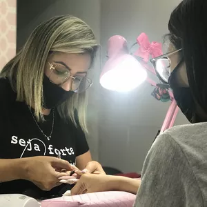 Imagem de capa para o Curso online Curso Nail designer 