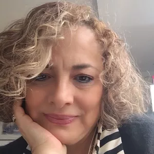 Imagen de portada para Ebook "Organiza  tu dinero como emprendedora" 