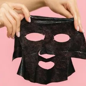 Imagem de capa para o Ebook Segredos Revelados: 5 Receitas Caseiras Poderosas para Remover Cravos Naturalmente e Ter uma Pele Radiante