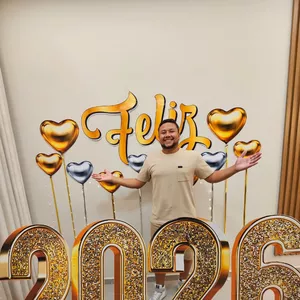 Imagem de capa para o Ebook FELIZ ESCENARIO 2026 CON GLOBOS EN FORMA DE CORAZÓN