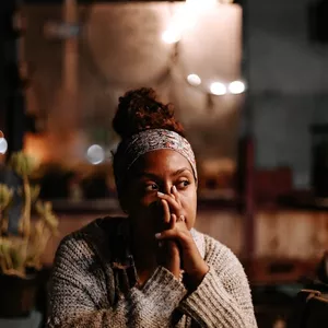 Imagem de capa para o Ebook Liberte-se do Negativismo: Técnicas para uma Mente Mais Leve