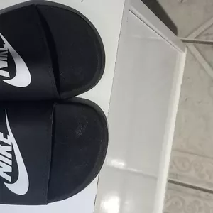 Imagem de capa para o Curso online Chinelo Nike 