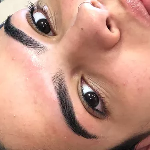 Imagem do curso Design de sobrancelhas