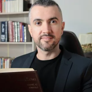 Cover image for Online course Curso de inglês com Derek