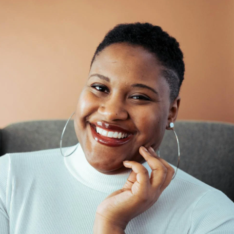 🔹 Milagros T. – Asistente de RR.HH.