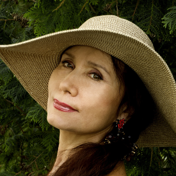 Paola Hernández – Colombia