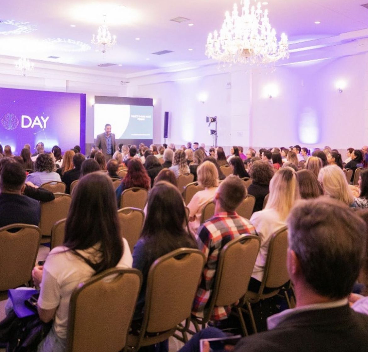 Imagem do curso Curso Expert em Vendas by Tiago Lucas 