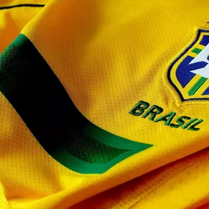 Imagem de capa para o Ebook 35 Artes para camisa do Brasil Estampa copa Catar vetor