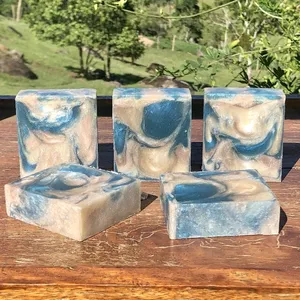 Imagem de capa para o Curso online Formulação, preparação e design de sabonetes glicerinados