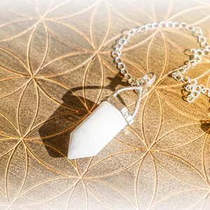 Imagem de capa para o Curso online Iniciação à Vidência com Pêndulo - Radiestesia