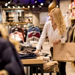 Imagem de capa para o Curso online Formação em Vendas e Espaços Comerciais