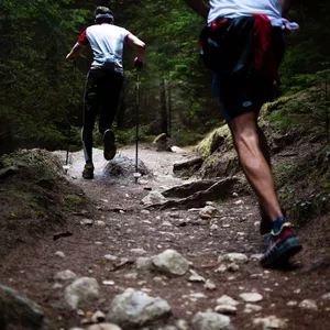 Imagen de portada para Ebook Plan de entrenamiento completo para tu primer 25K de trail running
