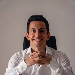 Imagem de capa para o Serviço online Consulta Online Dr. Thiago Santistevan