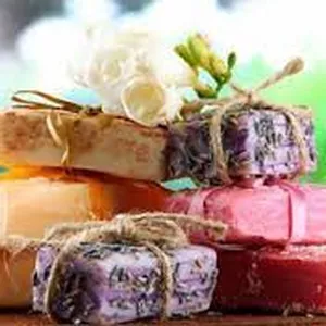 Imagem de capa para o Ebook ⏳ E-Book Receitas de Sabonetes Artesanais