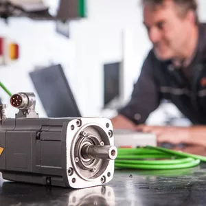 Curso Curso de Servo Motores