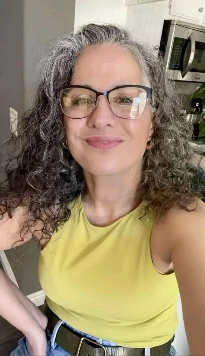 María G.