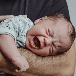 Cover image for Online course cómo dormir rápidamente a un bebé que llora