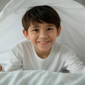 Imagen de portada para Ebook El chico debajo de la sabana