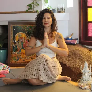 Imagem de capa para o Curso online Pacote 8 aulas de Yoga com Shamballa-Reiki