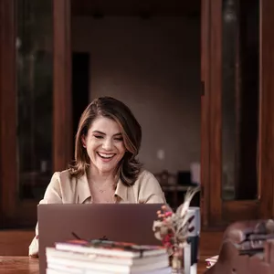 Imagem de capa para o Curso online MENTORIA ESCRITA DE SENTIR