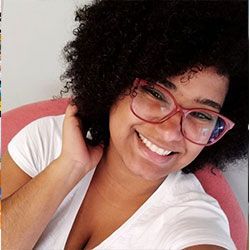 Angela Andrade