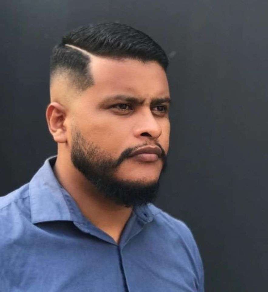 Ribamar Junior (@ribamarjuniorr)  Pará -  36 anos - CEO de Empresa de Engenharia