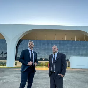 Imagem de capa para o Curso online Discursivas Básico DT I, II e LTE-MG