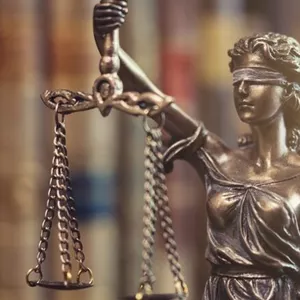 Imagem de capa para o Curso online Simulados de Direito - EsFCEx