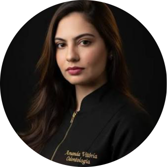 Amanda, Cirujana Dentista