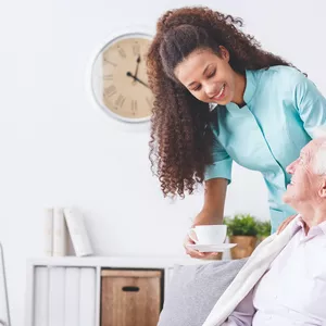 Imagem de capa para o Curso online CURSO CUIDADOR DE IDOSOS