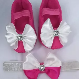 Imagen de portada para Curso online Elaboración de zapatos de bebé 