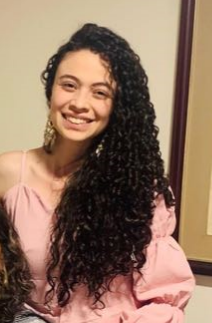 María G.