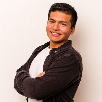 🔹 Renato P., Consultor en Comercio Exterior