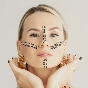 Imagen de portada para Curso online RETO de cintas KINESIO 27-28 Mayo