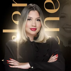 Imagen de portada para Curso online Aprende a transformar un Cabello Descuidado, utilizando el Gorro de Mechas