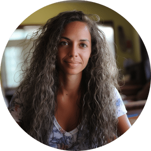 Clara, 40 anos