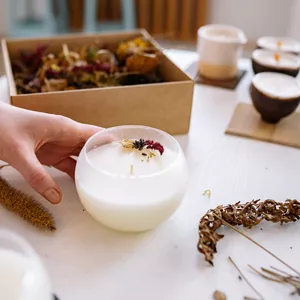 Imagem de capa para o Ebook Faz a tua primeira Vela! - Passo a Passo