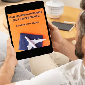 Imagem de capa para o Ebook Viaje mais barato usando seus gastos diarios