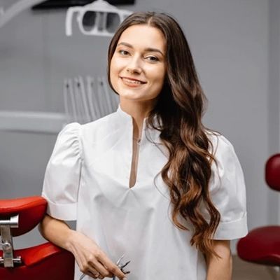 Dra. Letícia Oliveira