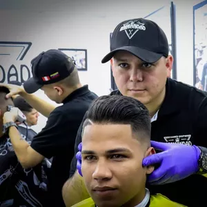 Imagen de portada para Curso online Barbería online