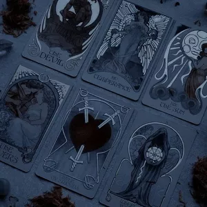 Imagem de capa para o Serviço online Leitura de Tarot - 3 perguntas