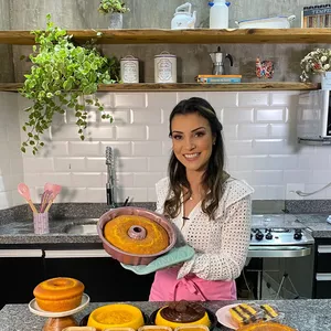 Imagem do curso FANTÁSTICO BOLO DE CENOURA