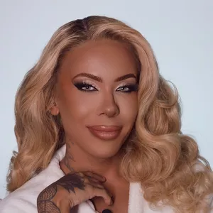 Imagem de capa para o Curso online Descomplicando Sua Make