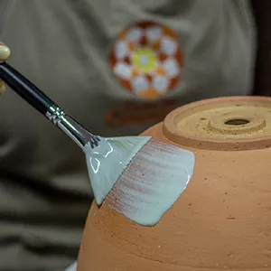 Imagem de capa para o Curso online ESMALTAÇÃO COM PINCEL PARA INICIANTES