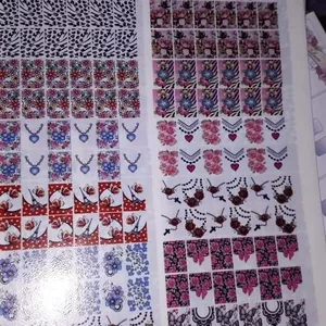 Imagem de capa para o Ebook Técnica para adesivos de unhas impressos