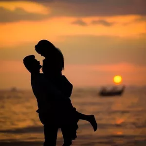 Imagem de capa para o Ebook Guia se torne uma mulher confiante