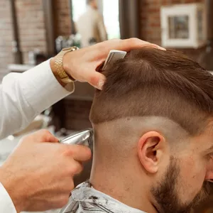 Imagem de capa para o Curso online Curso de Corte de Cabelo para Iniciantes: Do Zero ao Profissional