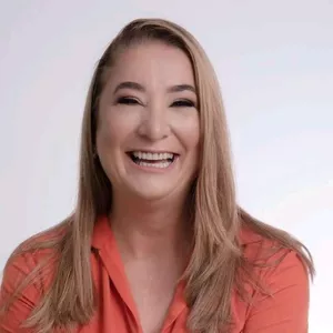 Imagem de capa para o Curso online CURSO PREPARATÓRIO PARA O CONCURSO SEED 2023 - PROFESSORA CARMEN